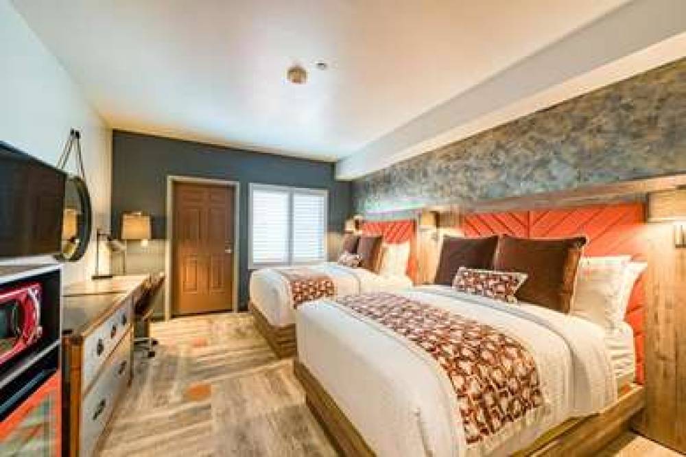 Hotel Lexen Newhall