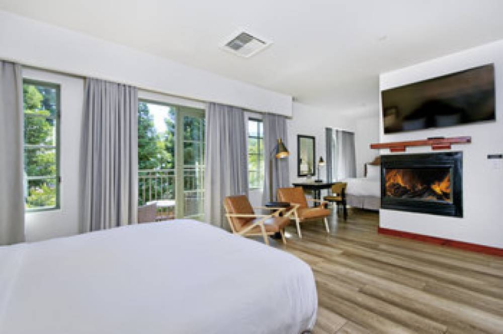 HOTEL LOS GATOS 7