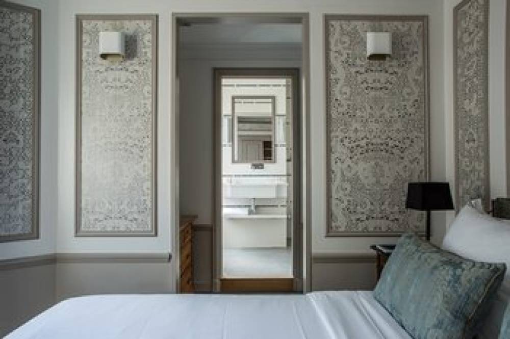 Hotel Mansart 8