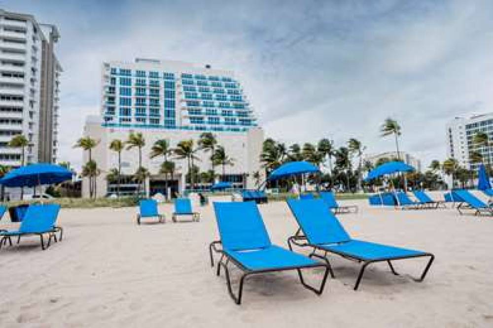 HOTEL MAREN FLL CURIO BY HILTON 7