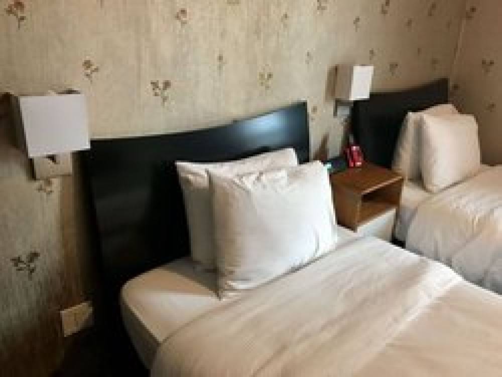 HOTEL MIMOSA 8