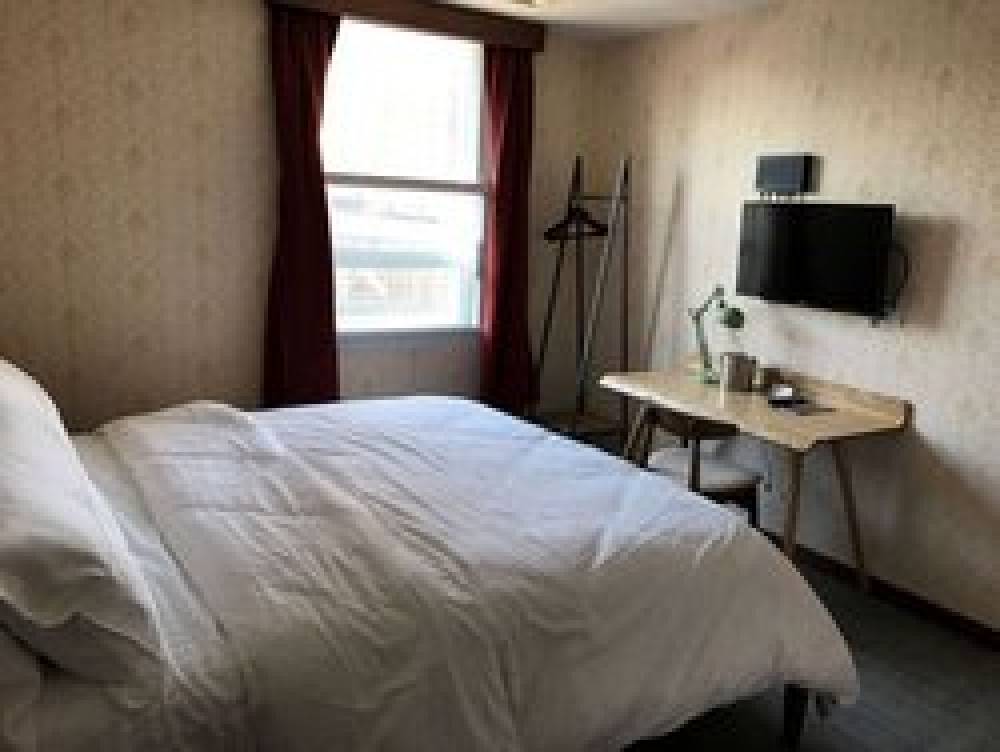 HOTEL MIMOSA 2