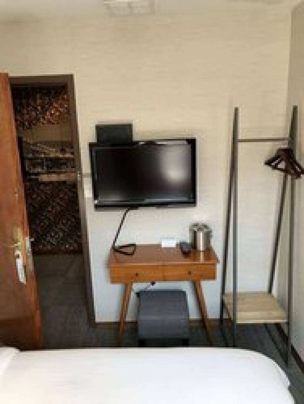 HOTEL MIMOSA 3