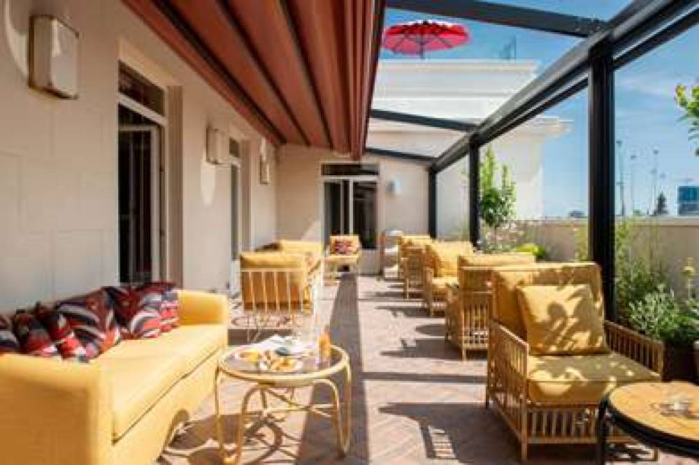 Hotel Montera Madrid Curio By Hilto