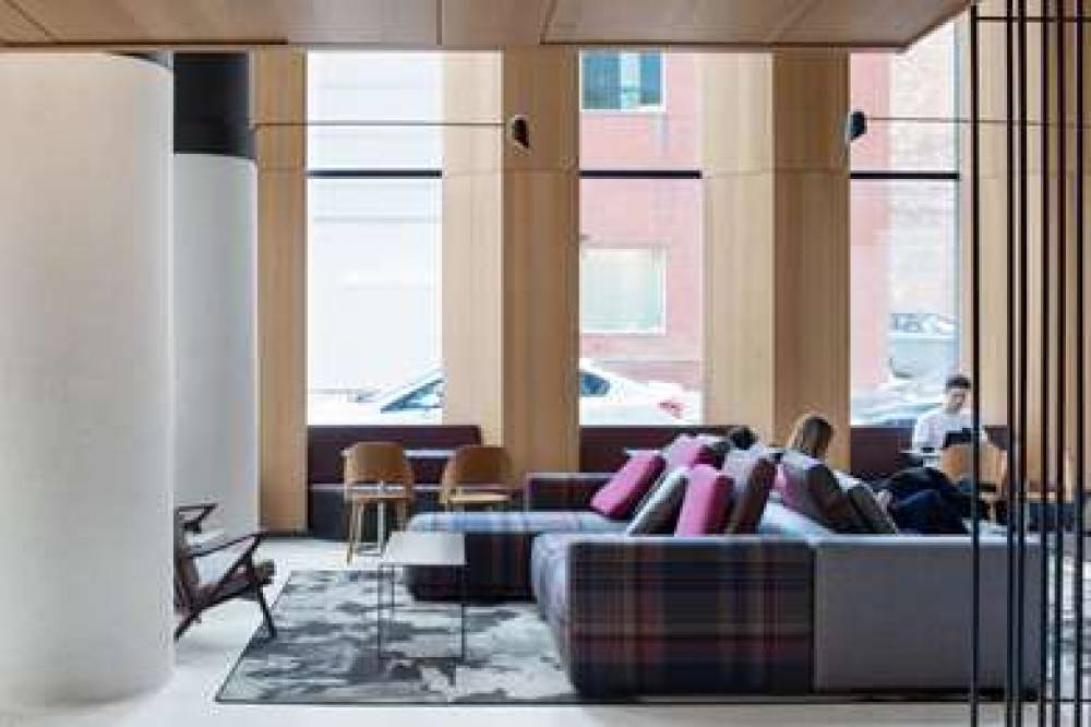 HOTEL MONVILLE MONTREAL 6