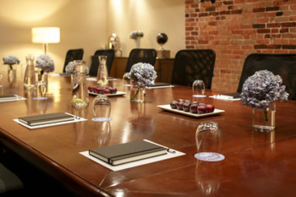 Hotel Nelligan 10