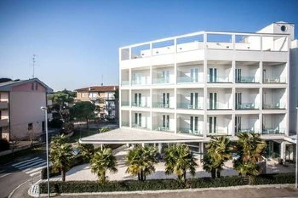Hotel Oceanomare Punta Marina