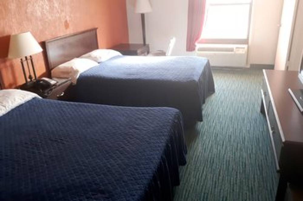 HOTEL PENSACOLA I 1 10