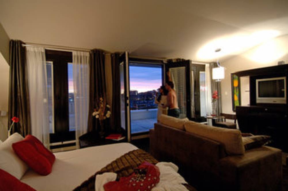 HOTEL PLACE D ARMES 5