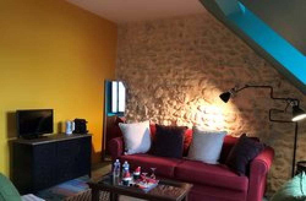 Hotel Prince De Conde 6
