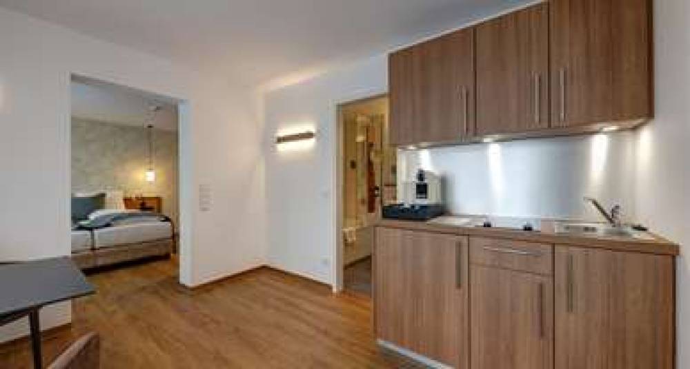 HOTEL SCHWANEN STUTTGART 6