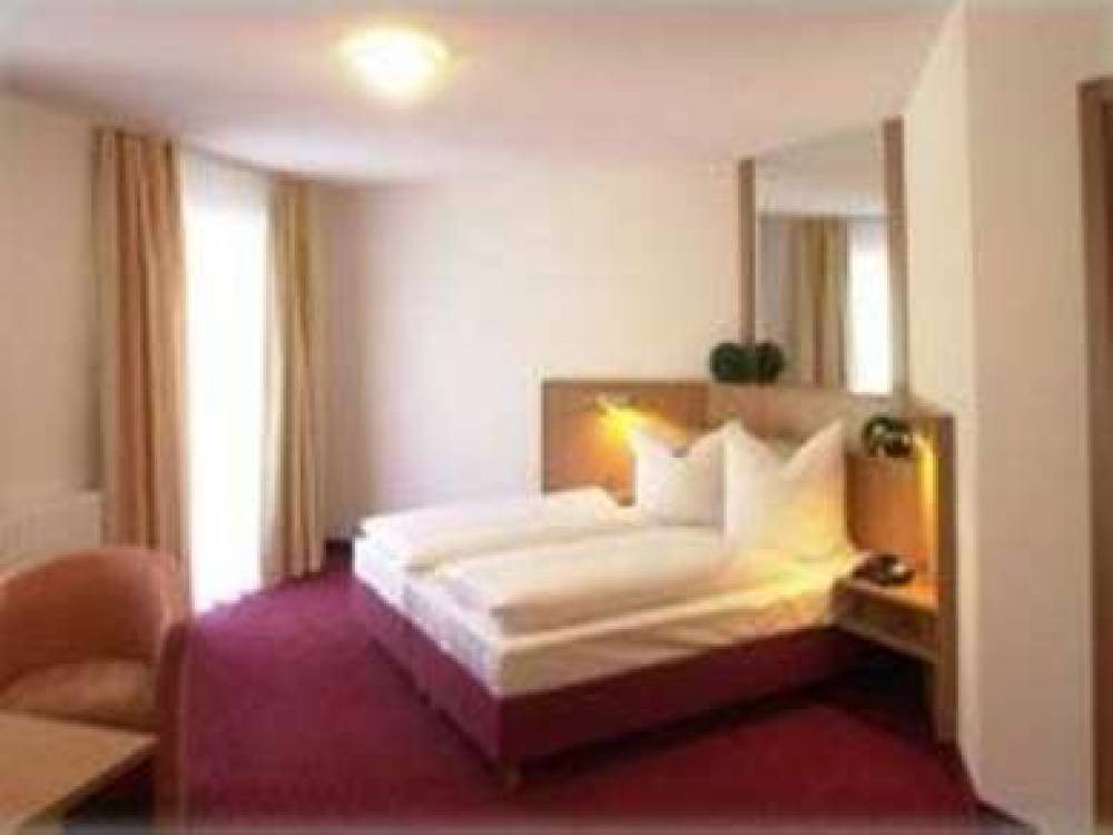 HOTEL SELTENBACHERHOF 5