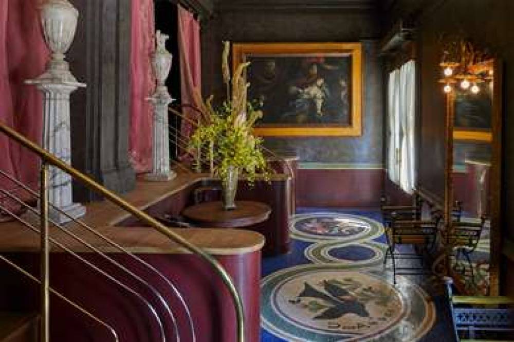HOTEL ULYSSES 2