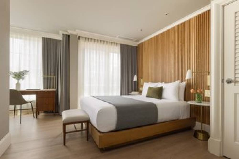 HOTEL VERITAS 4
