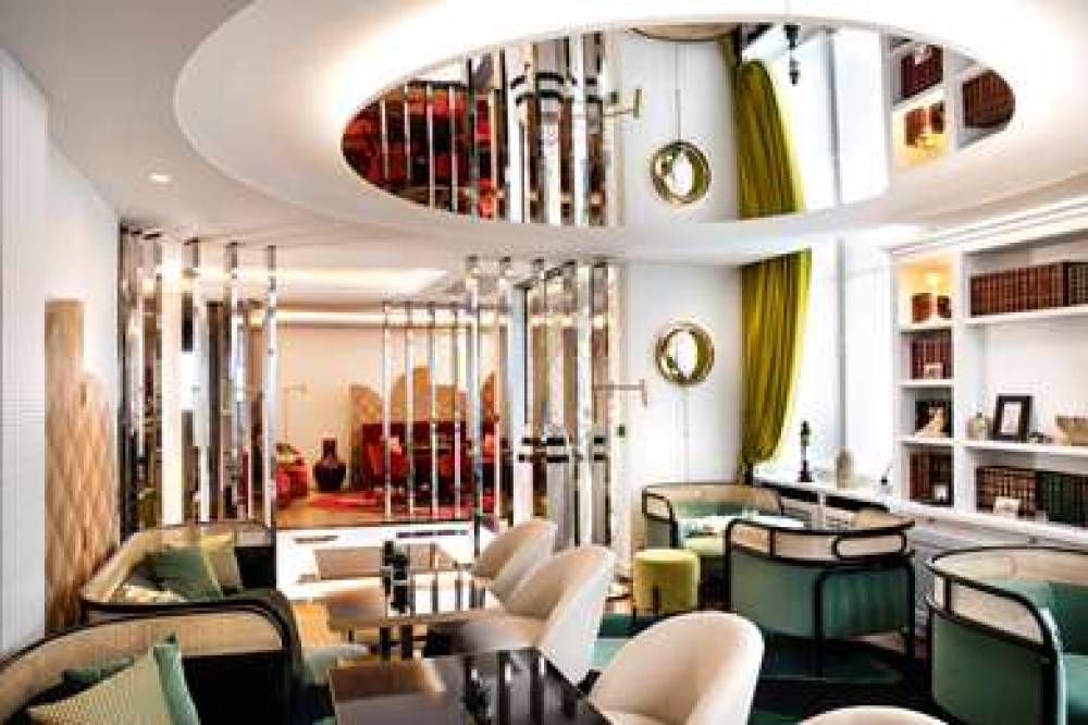 HOTEL VICTOR HUGO PARIS KLEBER 5