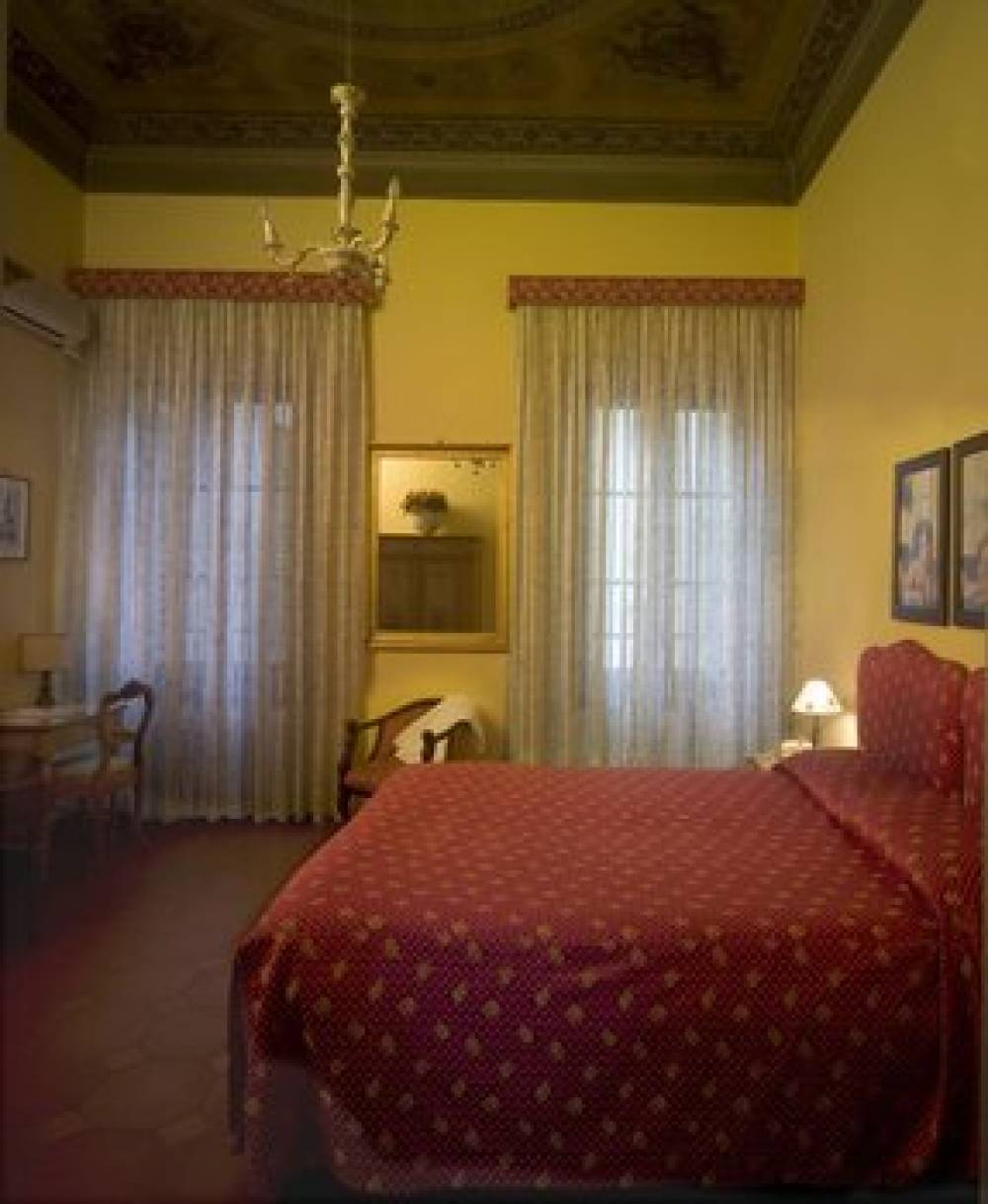 HOTEL VILLA LIANA 5
