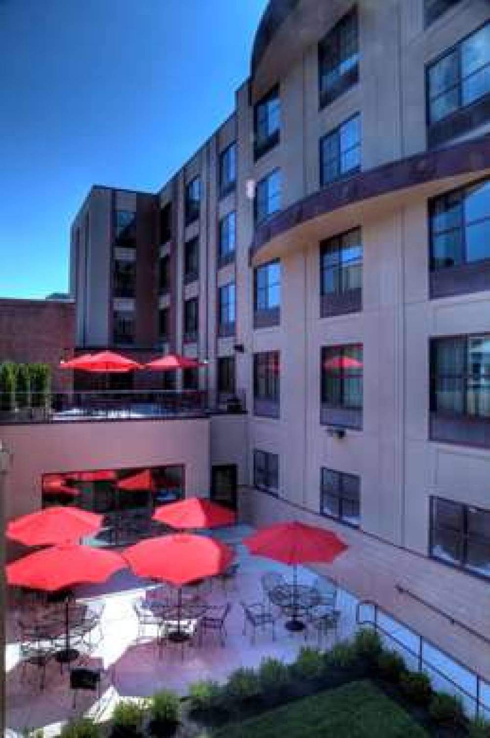 Hotel Warner