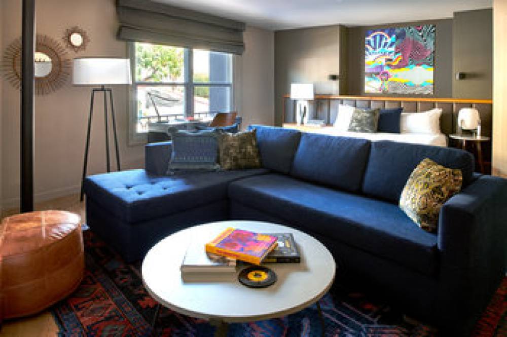HOTEL ZIGGY 8