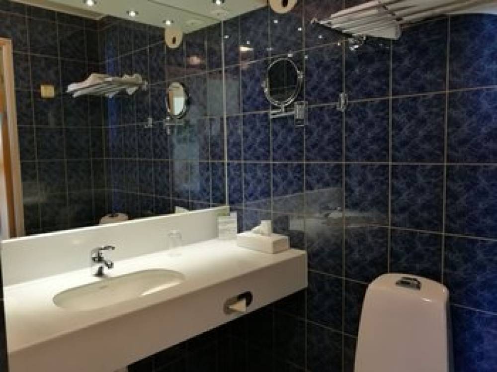 HOTELL ERIKSLUND ANGELHOLM 4
