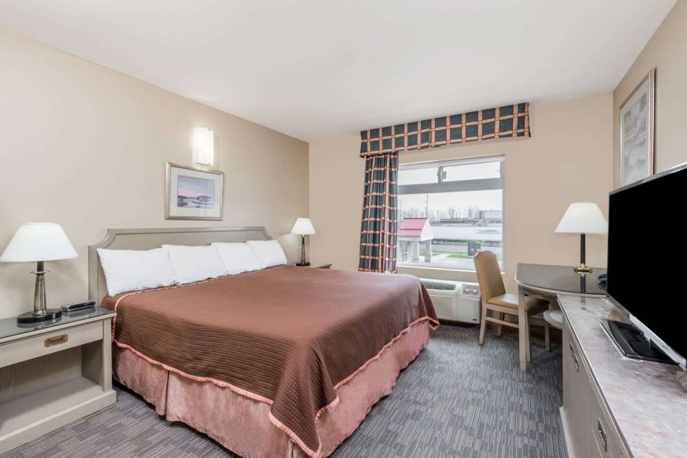 Howard Johnson By Wyndham London 3