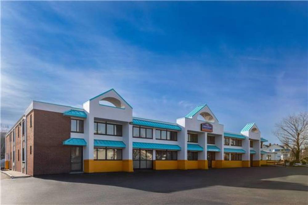 Howard Johnson By Wyndham Malden Bo