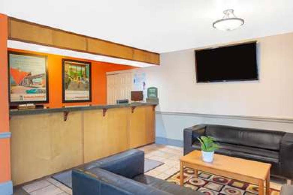 HOWARD JOHNSON BY WYNDHAM SALEM 3