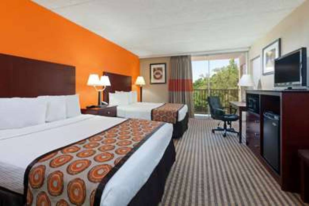 Howard Johnson Express Inn - Arlington Ballpark / Six Flags 9