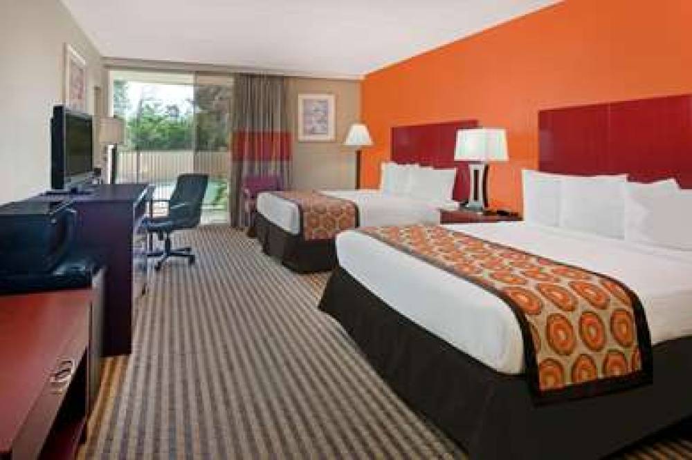 Howard Johnson Express Inn - Arlington Ballpark / Six Flags 10