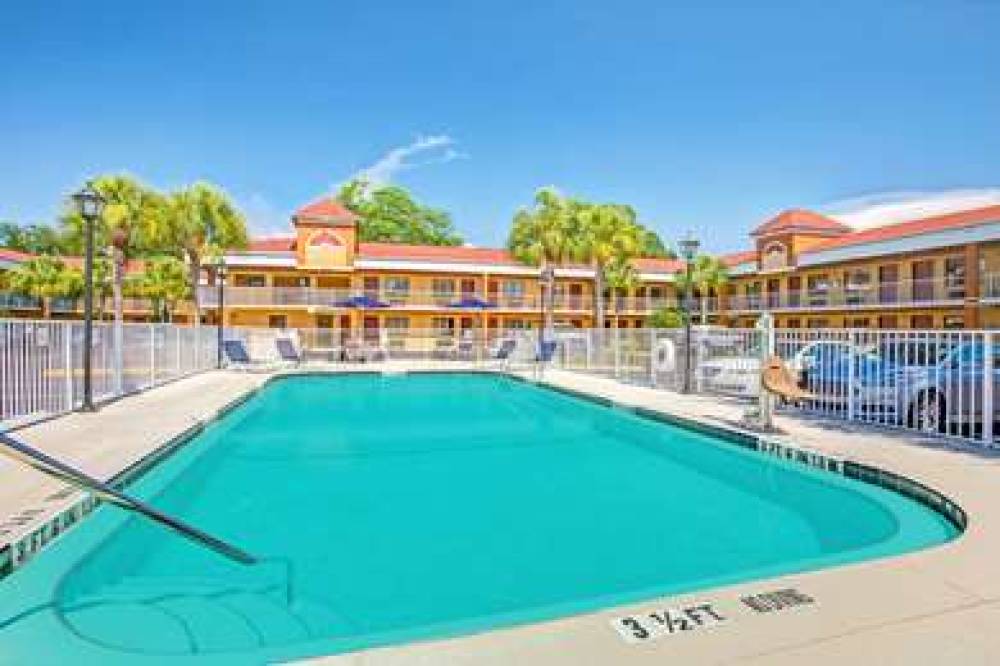 HOWARD JOHNSON EXPRESS INN & S 3