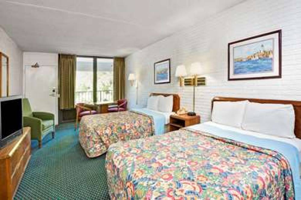 HOWARD JOHNSON GALLOWAY 9