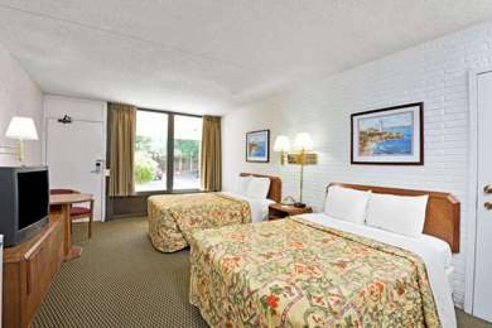 HOWARD JOHNSON GALLOWAY 7