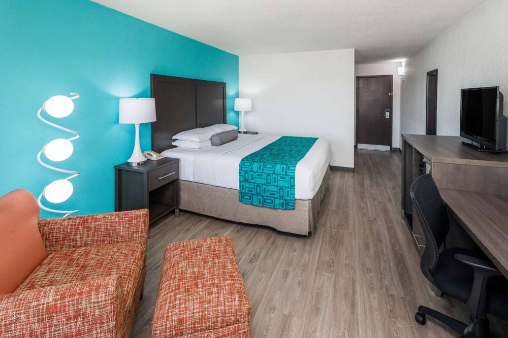 HOWARD JOHNSON INN BEAUFORT/PA 4