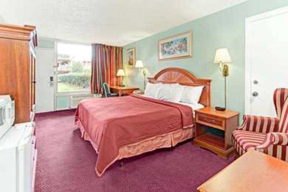 Howard Johnson Inn Tropical Palms Kissimmee 5