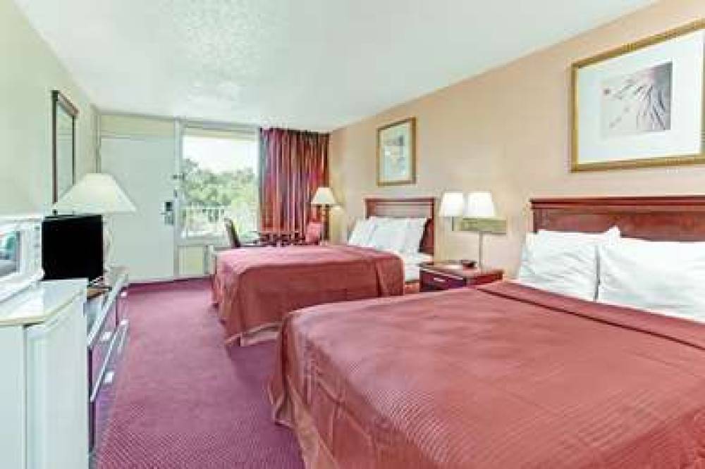 Howard Johnson Inn Tropical Palms Kissimmee 8