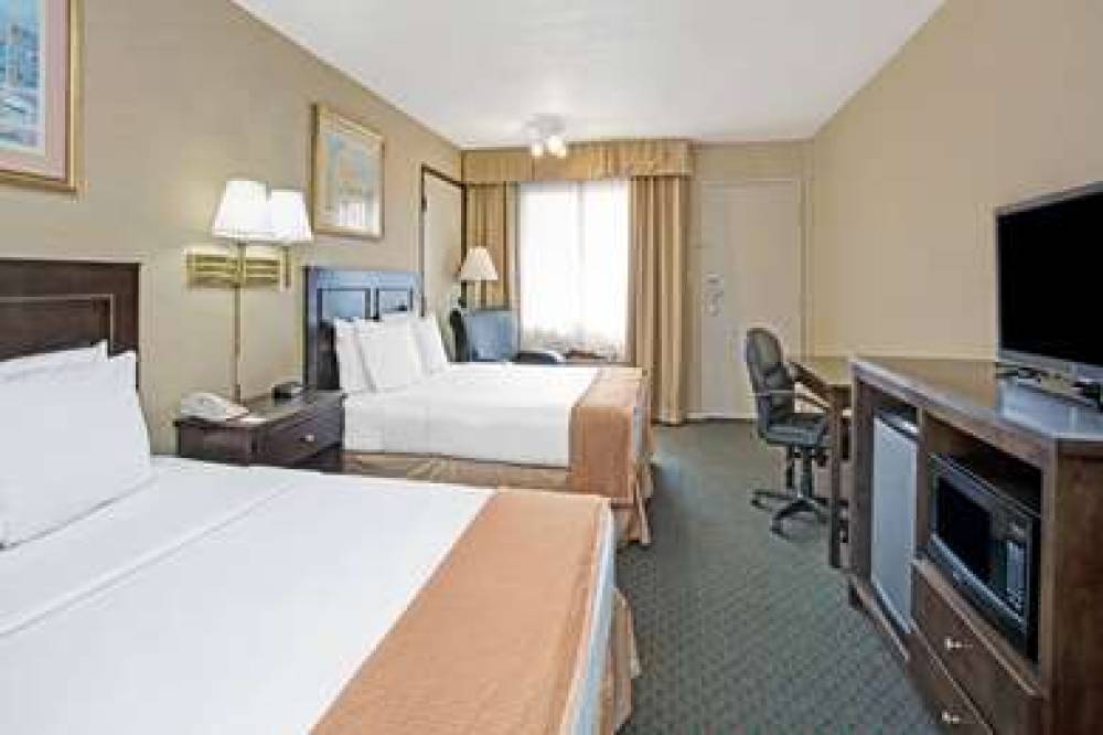 Howard Johnson Torrance 7