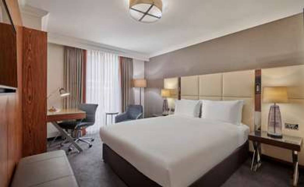 HR LONDON ALBERT EMBANKMENT 7