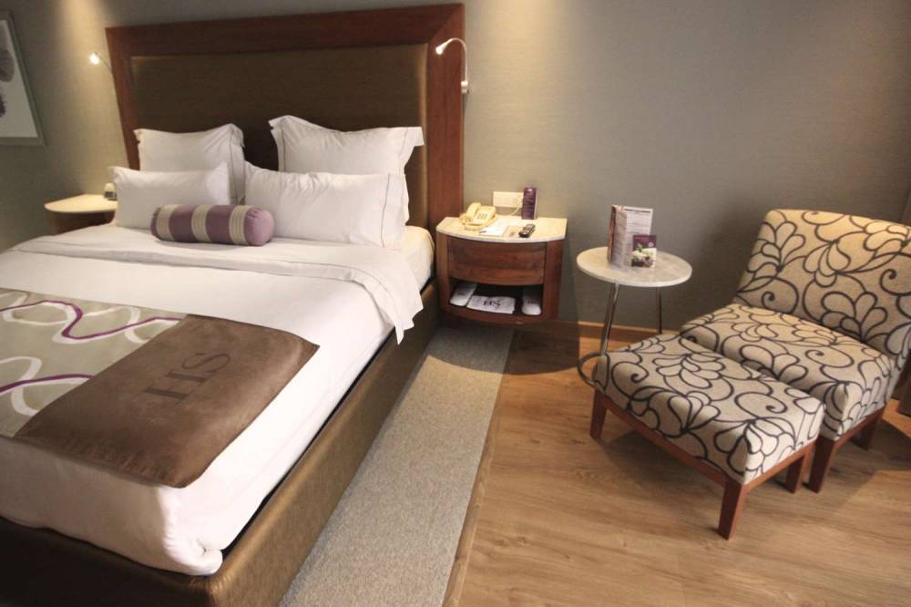 HS HOTSSON HOTEL SILAO 6