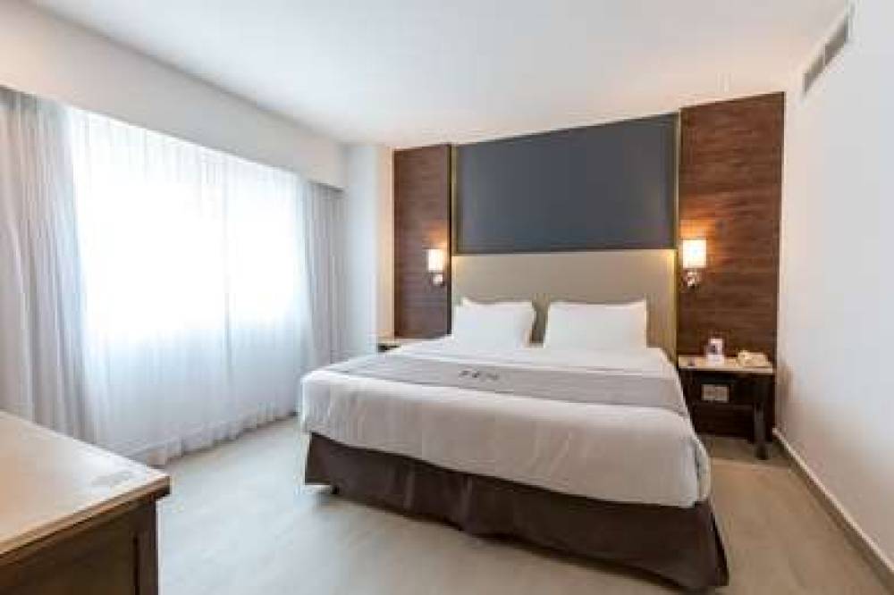 HS HOTSSON SMART LEON CENTRO 8