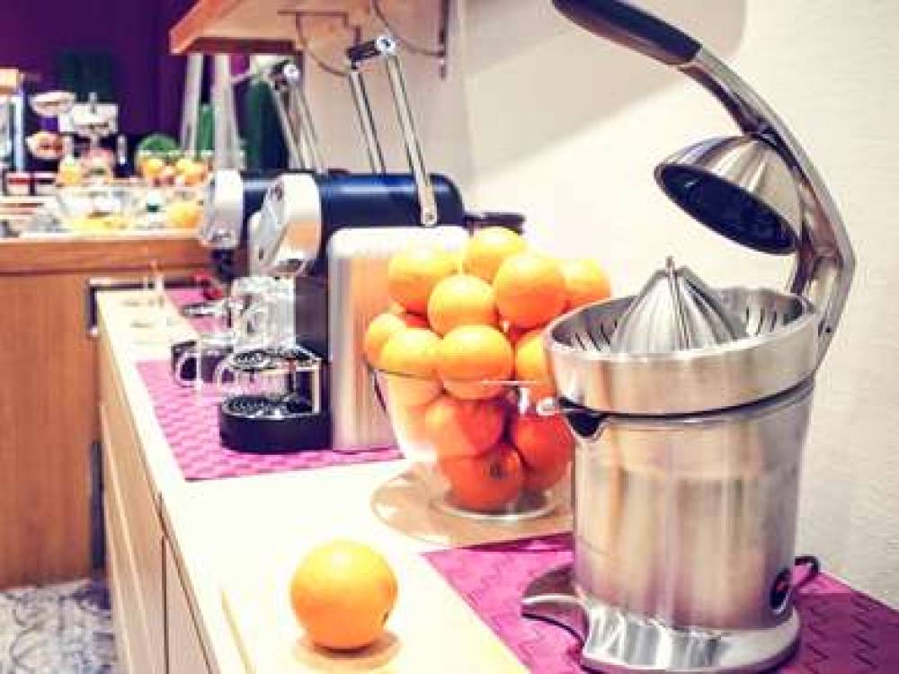 Hotel Mercure Angers Centre Gare 6
