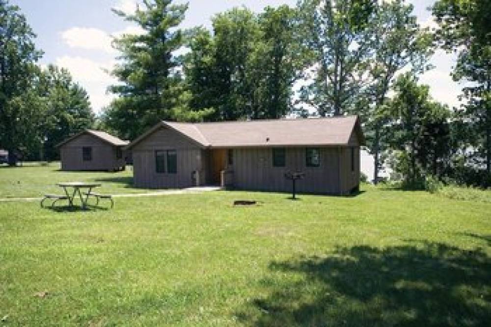 HUESTON WOODS LODGE 5