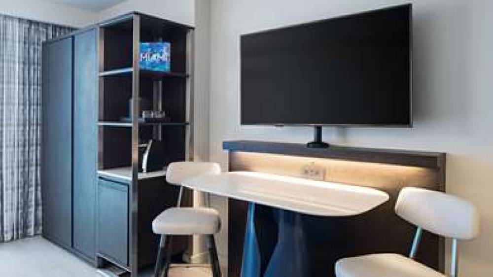 Hyatt Centric Brickell Miami 8