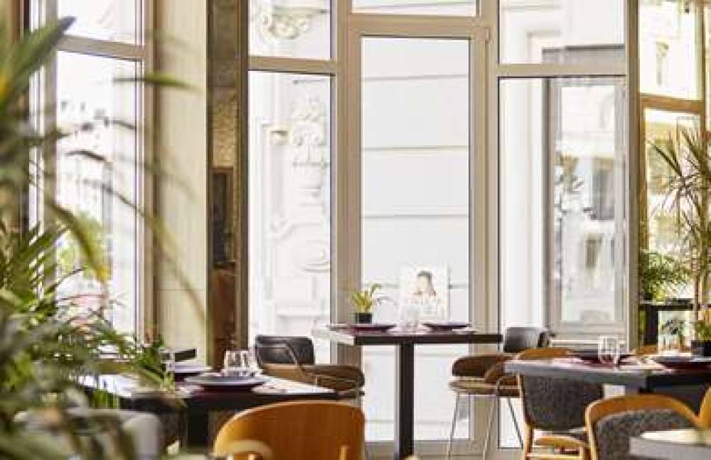 Hyatt Centric Gran Via Madrid 6