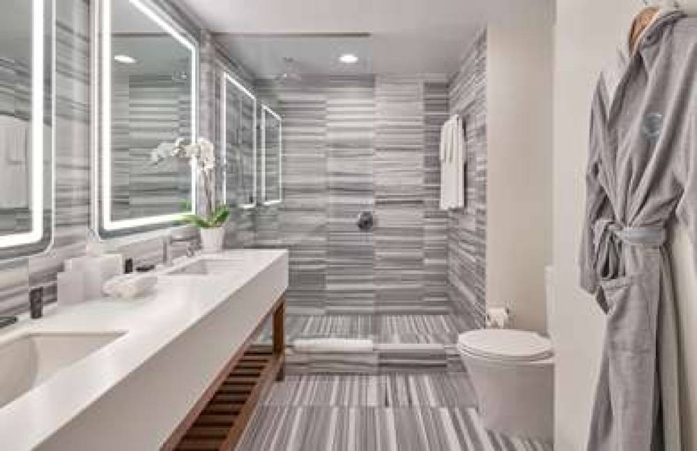 Hyatt Centric The Pike Long Beach 4