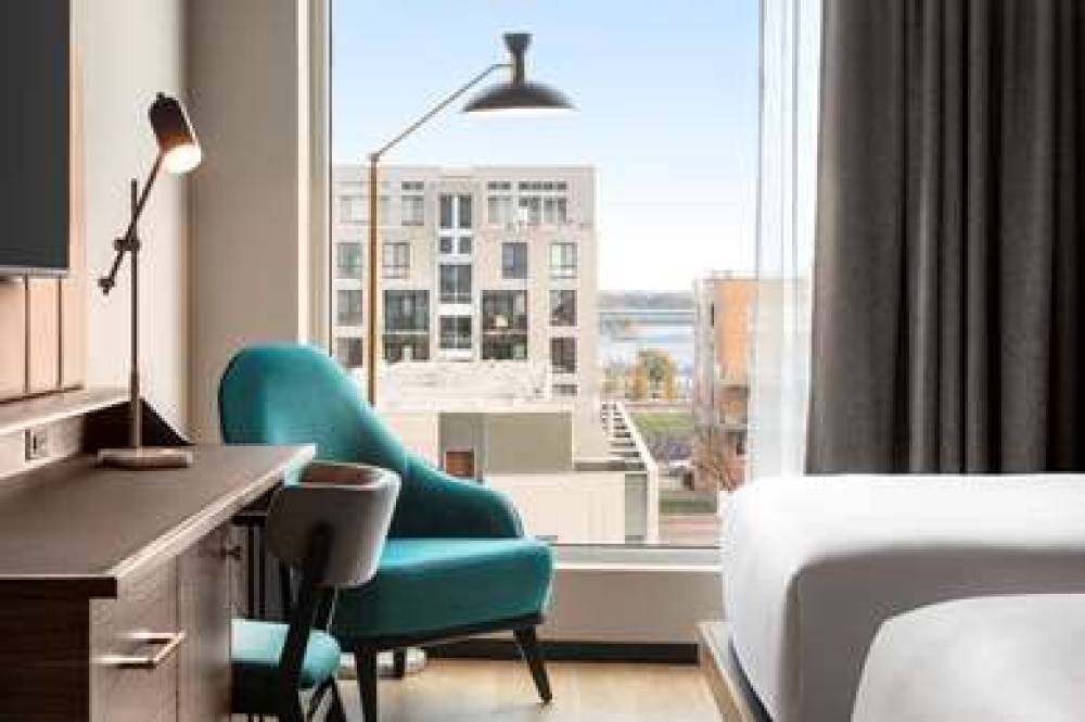 HYATT CENTRIC VILLE-MARIE MONTREAL 6