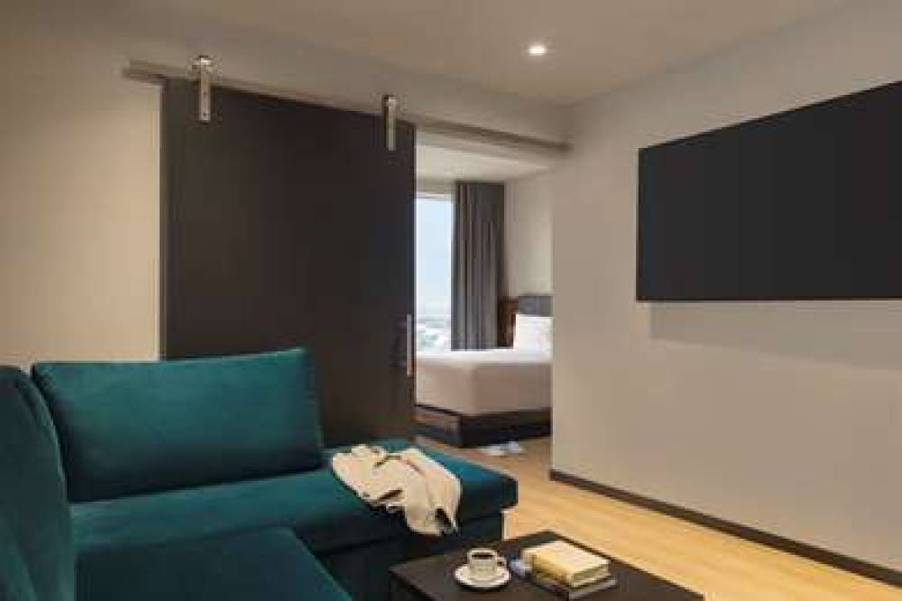 HYATT CENTRIC VILLE-MARIE MONTREAL 3