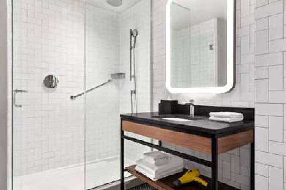 HYATT CENTRIC VILLE-MARIE MONTREAL 9