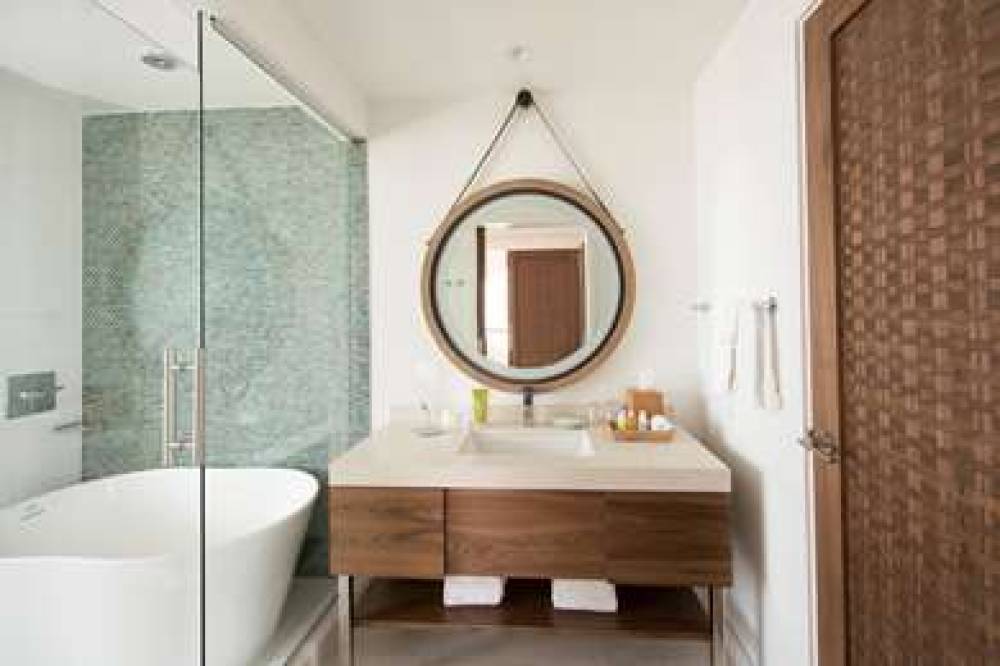 HYATT CENTRIC WAIKIKI BEACH 6