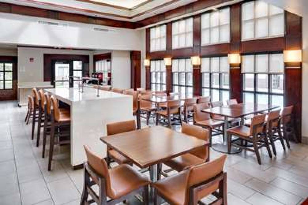 Hyatt House Boston/Waltham 5