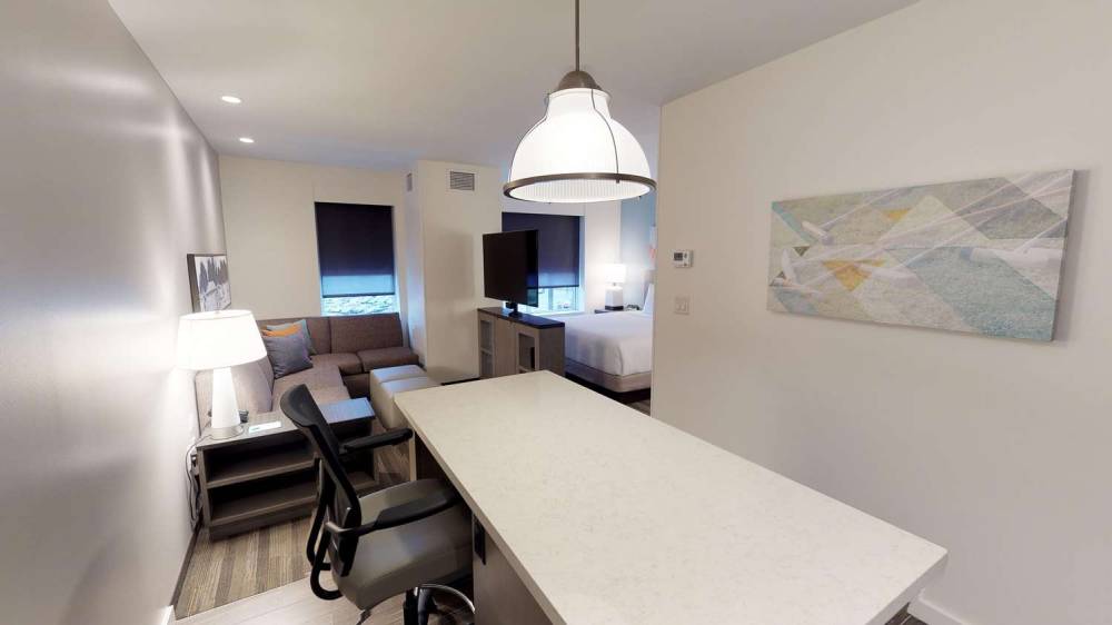 HYATT HOUSE OAK BROOK 10