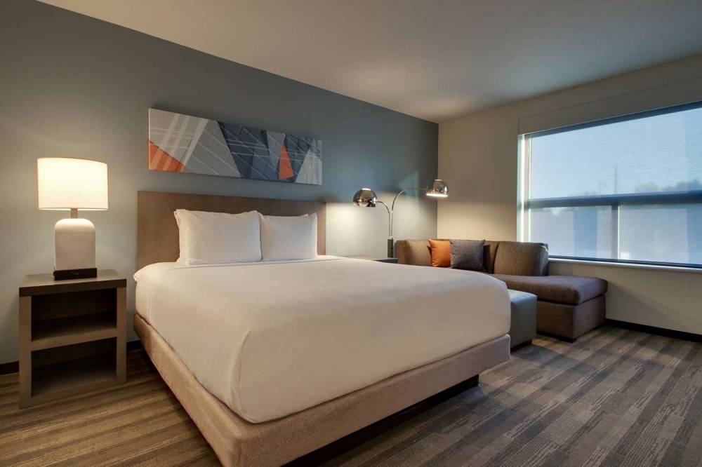 HYATT HOUSE OAK BROOK 3